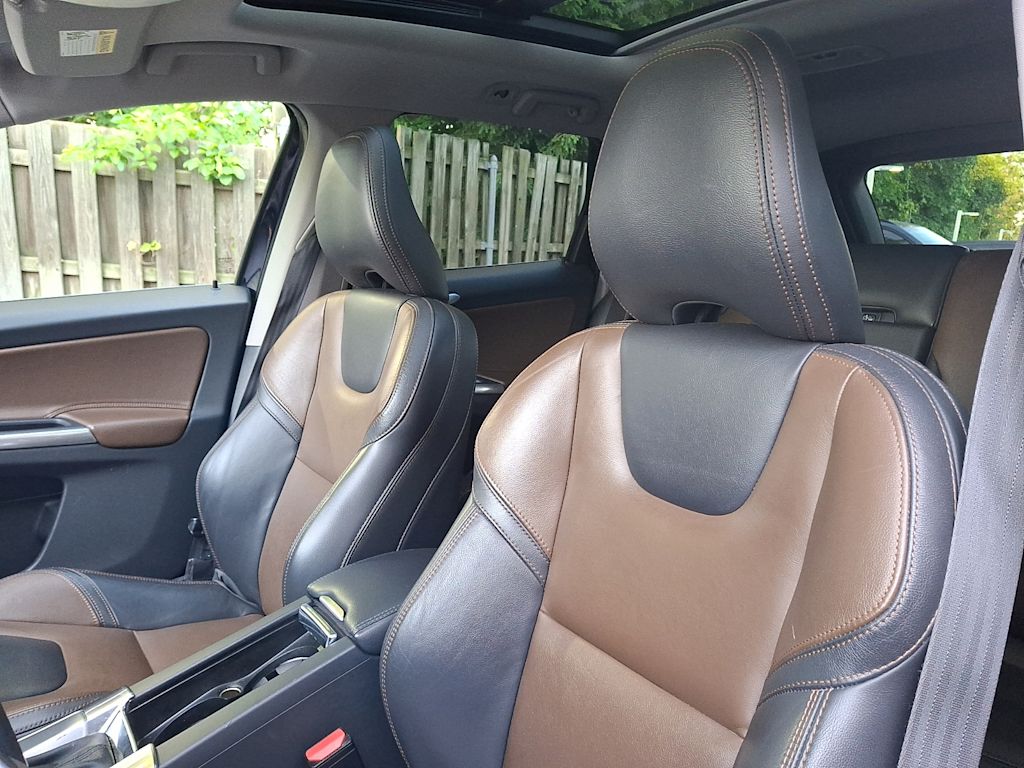 Thumbnail: 2017 Volvo XC60 - 8