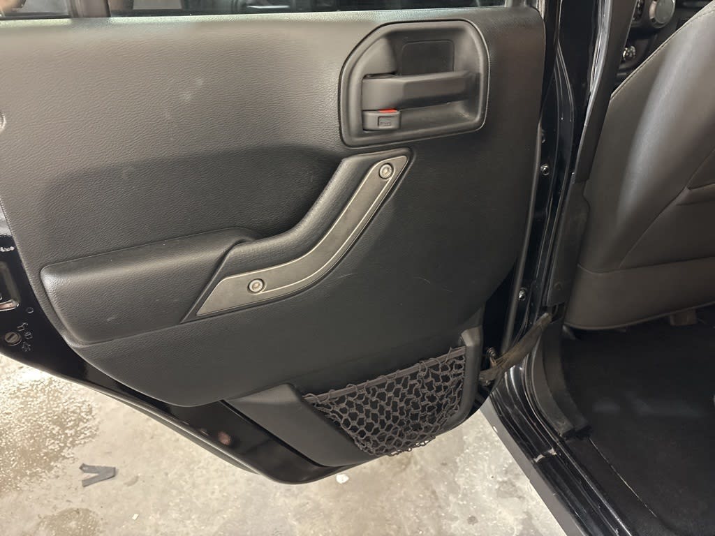 2018 Jeep Wrangler Unlimited Sport 30