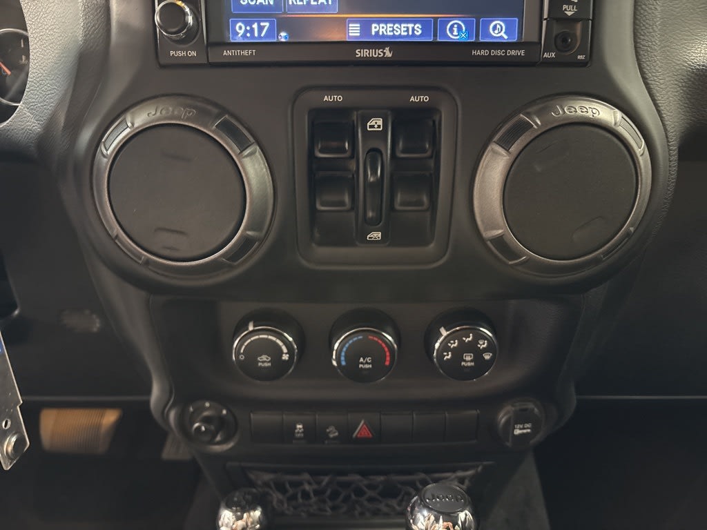 2018 Jeep Wrangler Unlimited Sport 27
