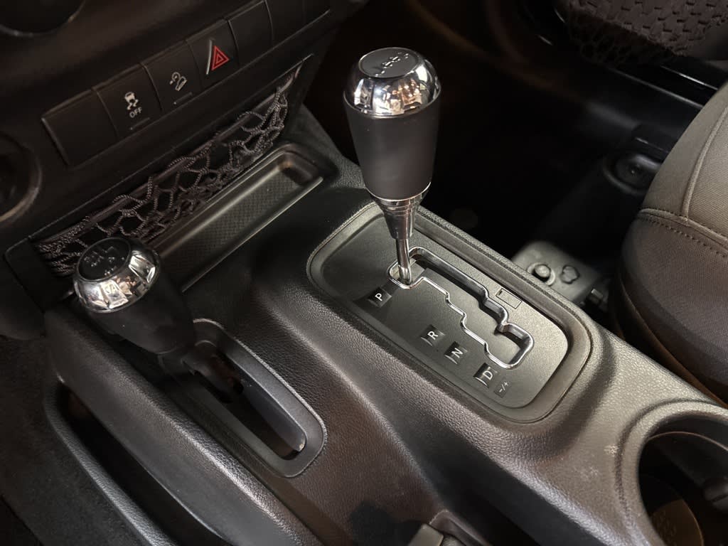 2018 Jeep Wrangler Unlimited Sport 14