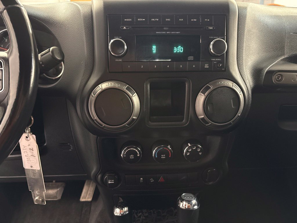 Thumbnail: 2018 Jeep Wrangler - 13