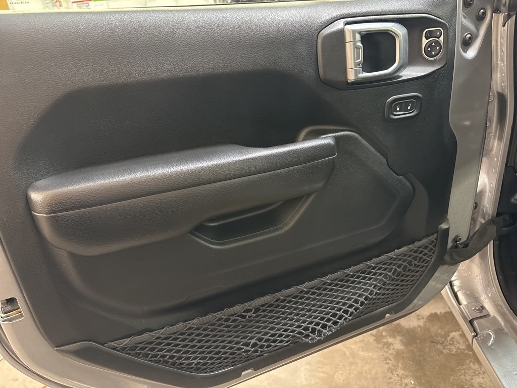 2018 Jeep Wrangler Unlimited Sport 21