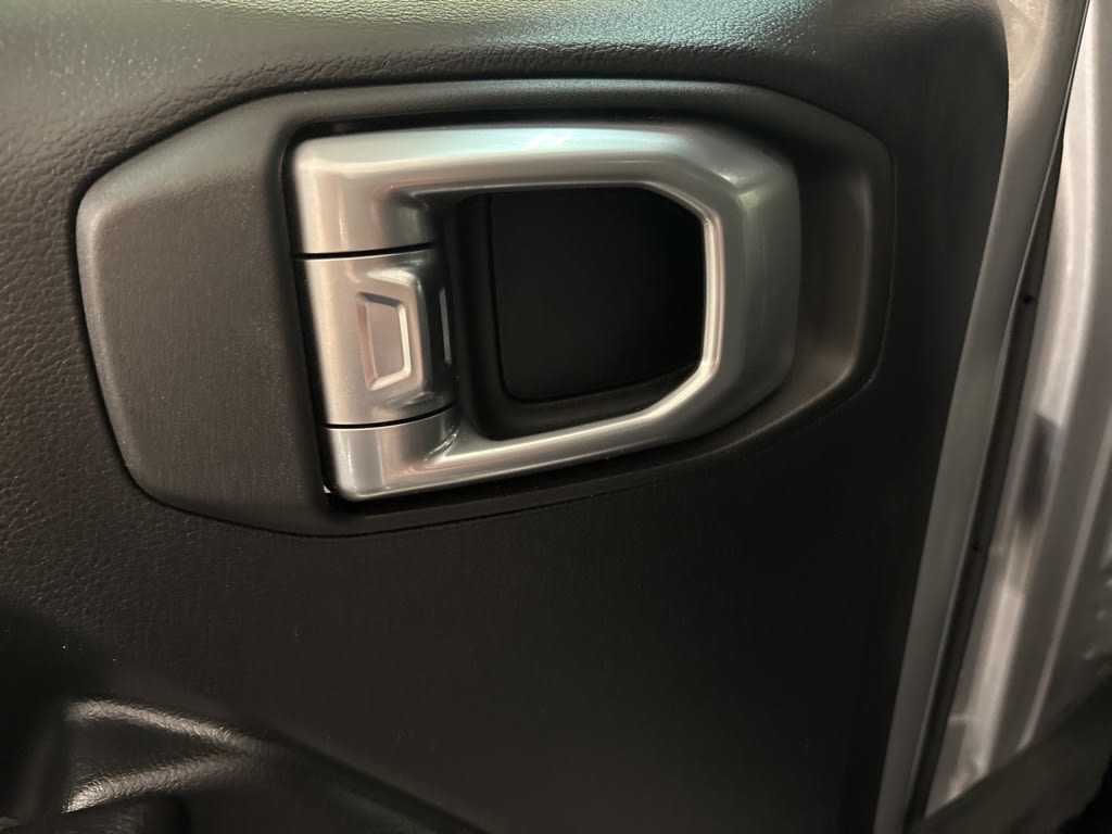 2018 Jeep Wrangler Unlimited Sport 35