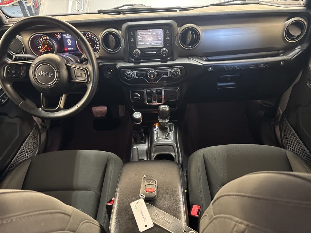2018 Jeep Wrangler Unlimited Sport 12