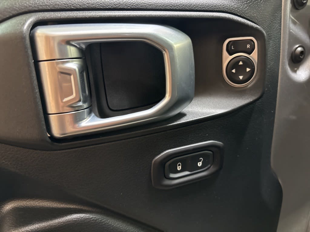 2018 Jeep Wrangler Unlimited Sport 22