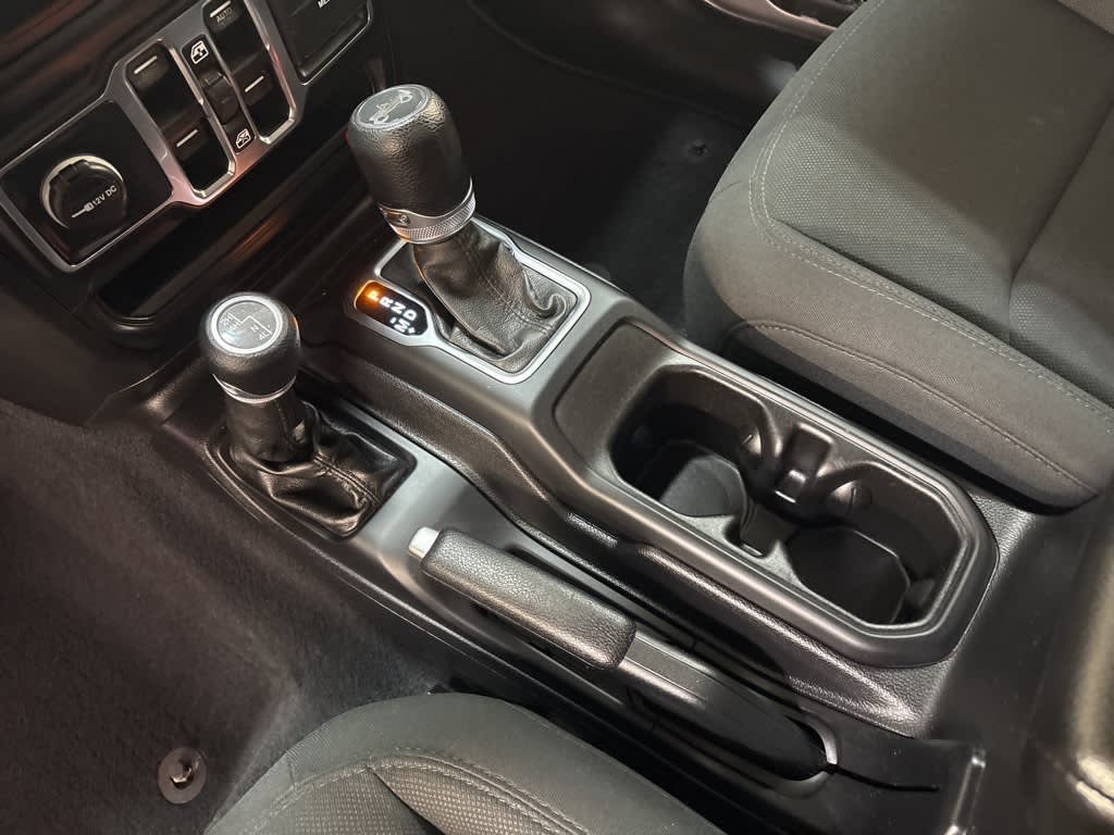 2018 Jeep Wrangler Unlimited Sport 31