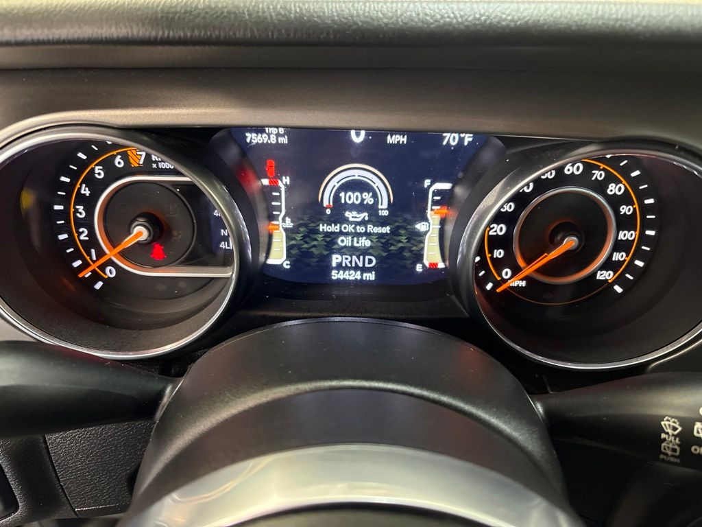 Thumbnail: 2018 Jeep Wrangler - 14