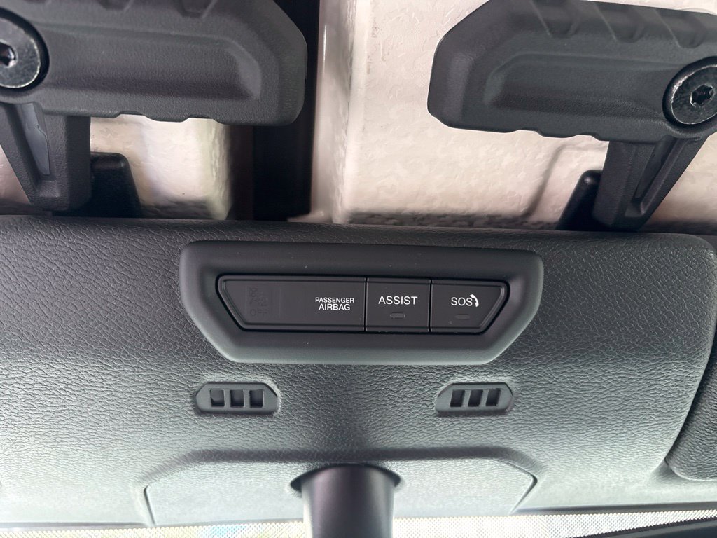 Thumbnail: 2021 Jeep Wrangler - 28