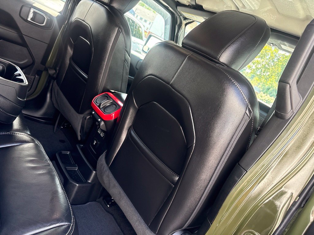 Thumbnail: 2021 Jeep Wrangler - 36
