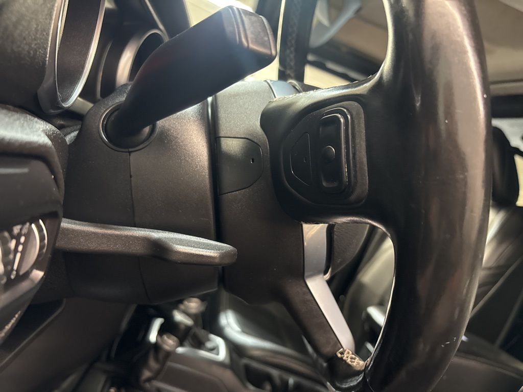 Thumbnail: 2020 Jeep Wrangler - 25