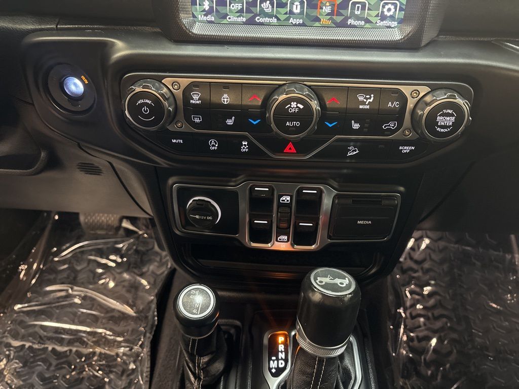Thumbnail: 2020 Jeep Wrangler - 27