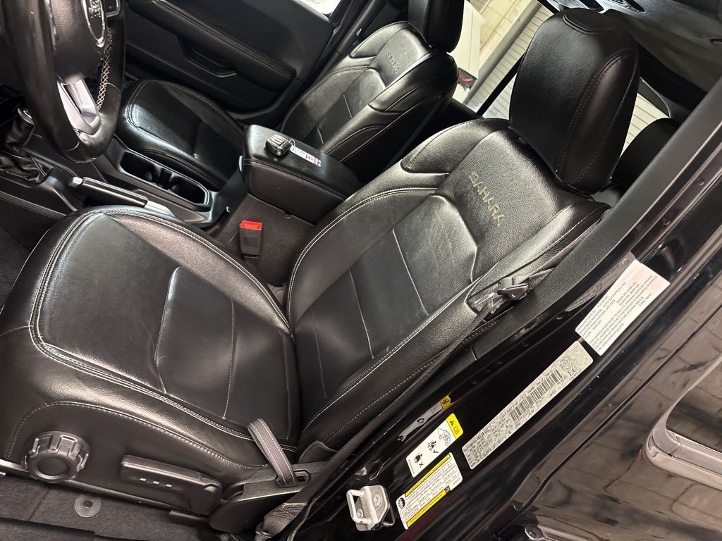 Thumbnail: 2020 Jeep Wrangler - 6