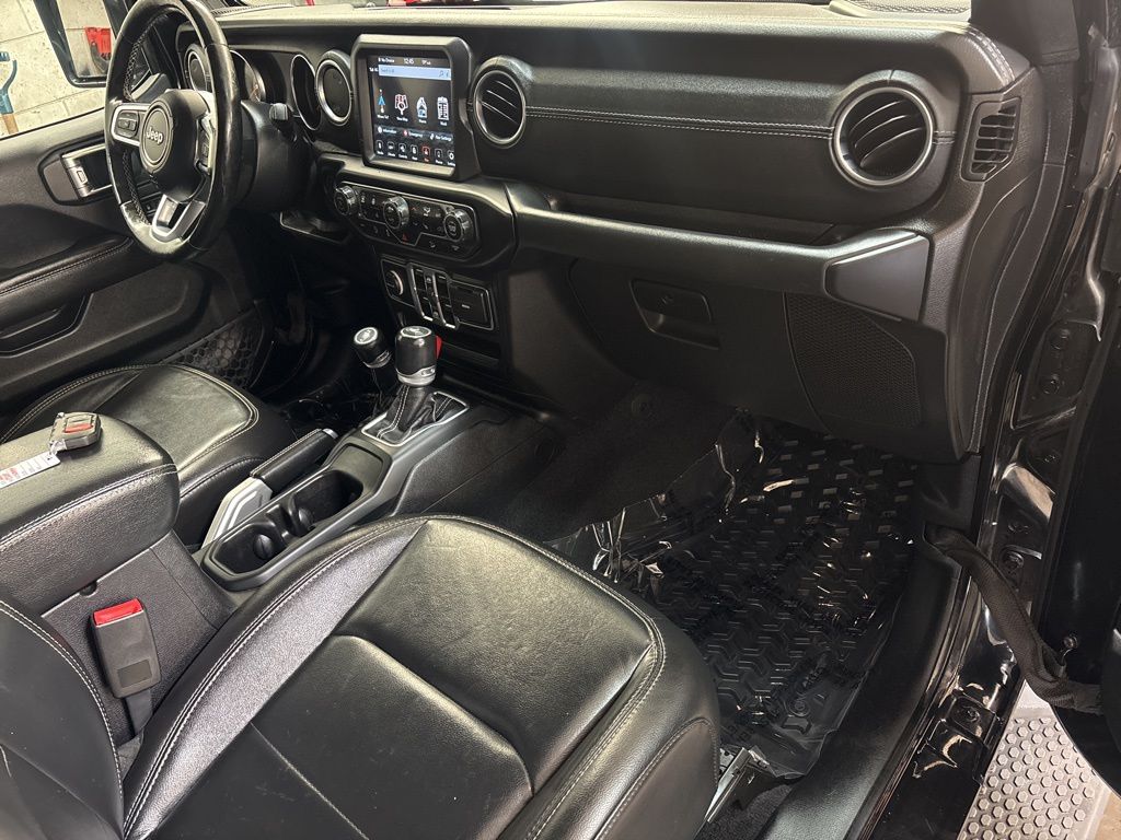 Thumbnail: 2020 Jeep Wrangler - 13