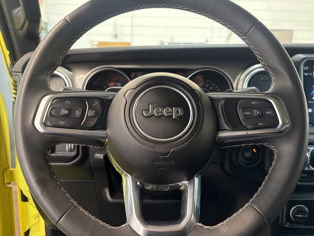 Thumbnail: 2023 Jeep Wrangler - 6