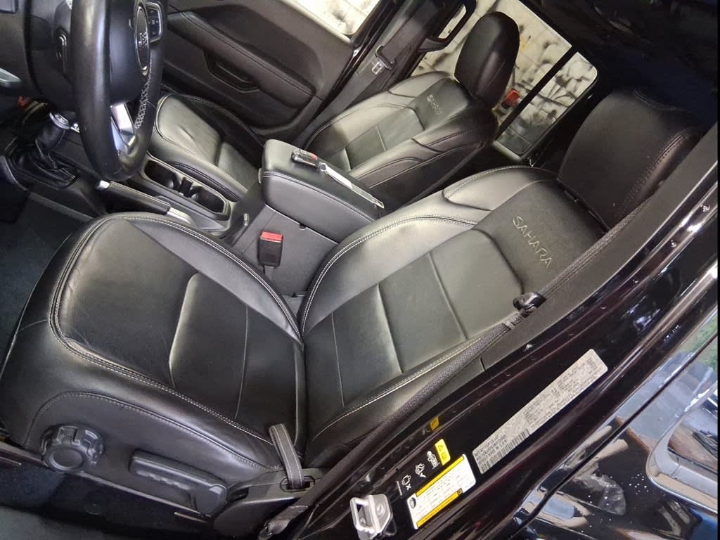 Thumbnail: 2022 Jeep Wrangler - 6