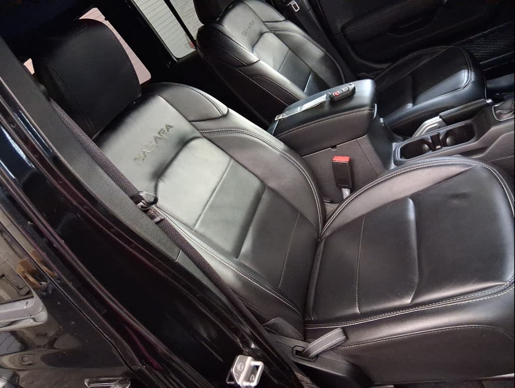 Thumbnail: 2022 Jeep Wrangler - 37