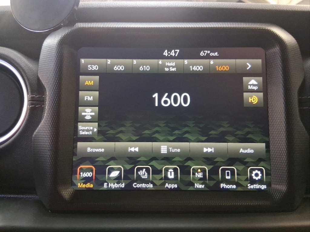 Thumbnail: 2022 Jeep Wrangler - 11