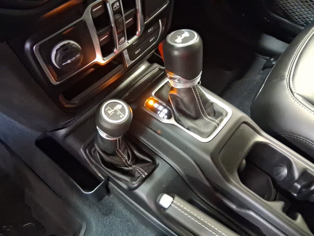 Thumbnail: 2022 Jeep Wrangler - 12