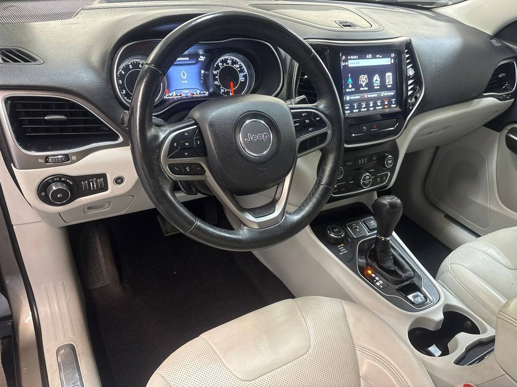Thumbnail: 2019 Jeep Cherokee - 2