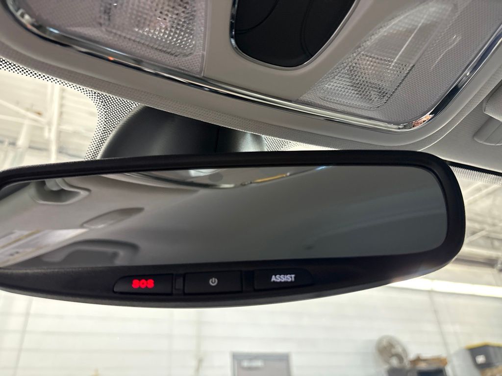 Thumbnail: 2019 Jeep Cherokee - 26