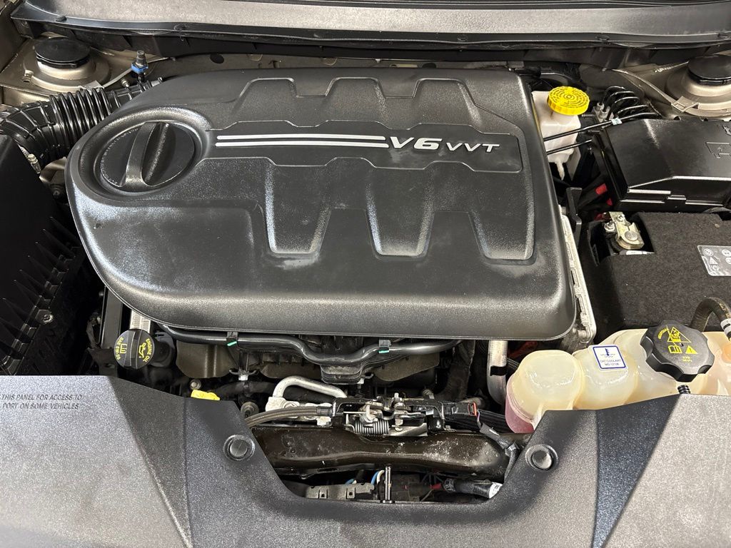 Thumbnail: 2019 Jeep Cherokee - 7
