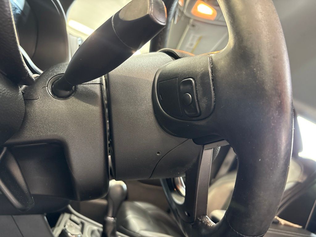 Thumbnail: 2019 Jeep Cherokee - 23