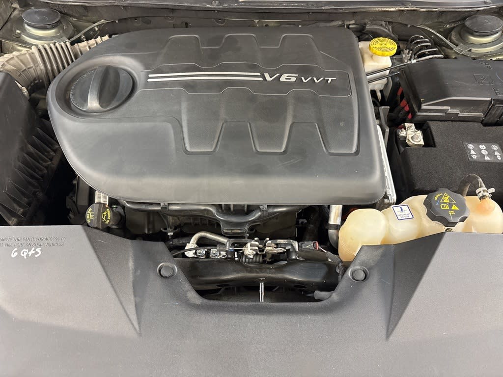 Thumbnail: 2021 Jeep Cherokee - 43