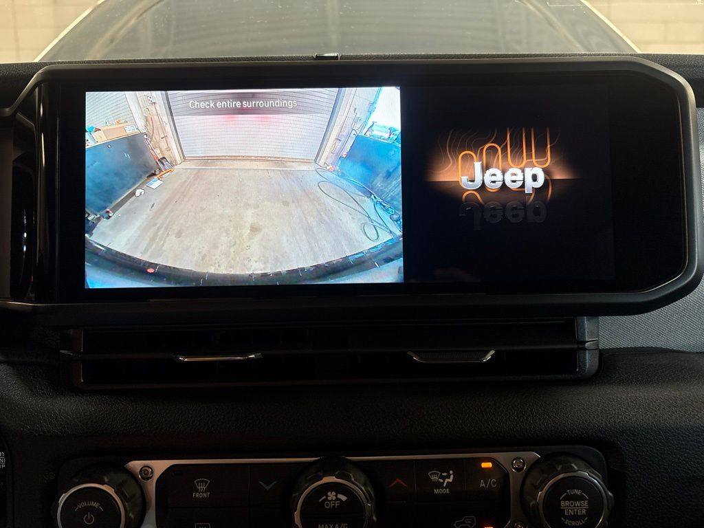 Thumbnail: 2026 Jeep Wrangler - 30