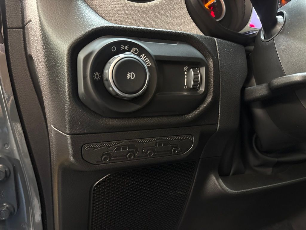 Thumbnail: 2026 Jeep Wrangler - 24