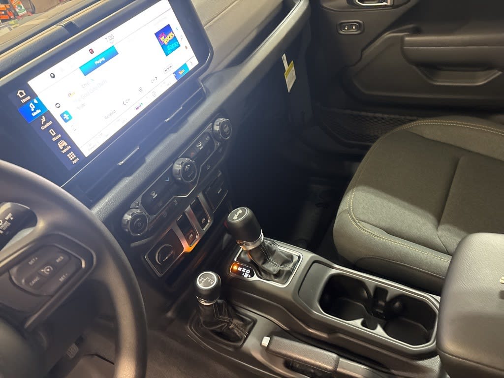 Thumbnail: 2026 Jeep Wrangler - 13