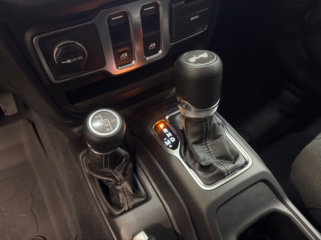 Thumbnail: 2026 Jeep Wrangler - 25