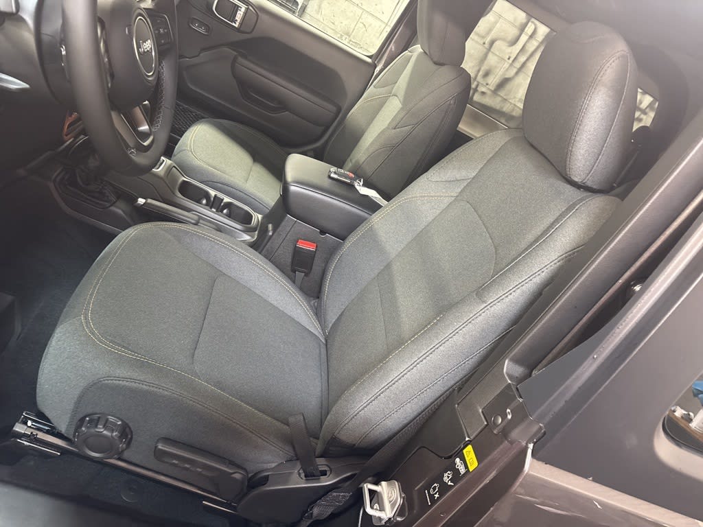 Thumbnail: 2026 Jeep Wrangler - 8