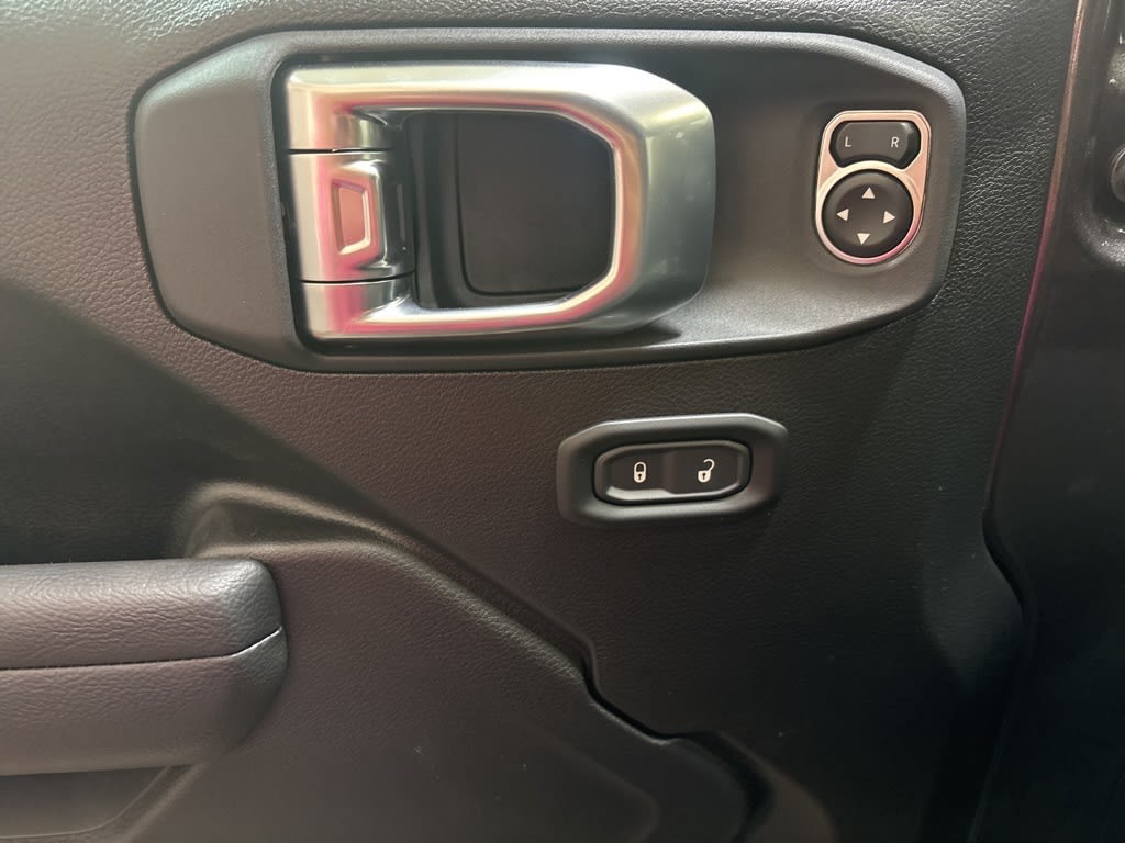 Thumbnail: 2026 Jeep Wrangler - 20