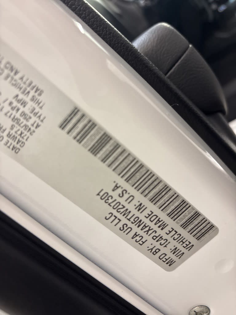 Thumbnail: 2026 Jeep Wrangler - 6