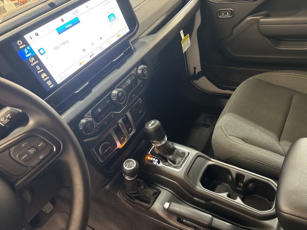 Thumbnail: 2026 Jeep Wrangler - 14