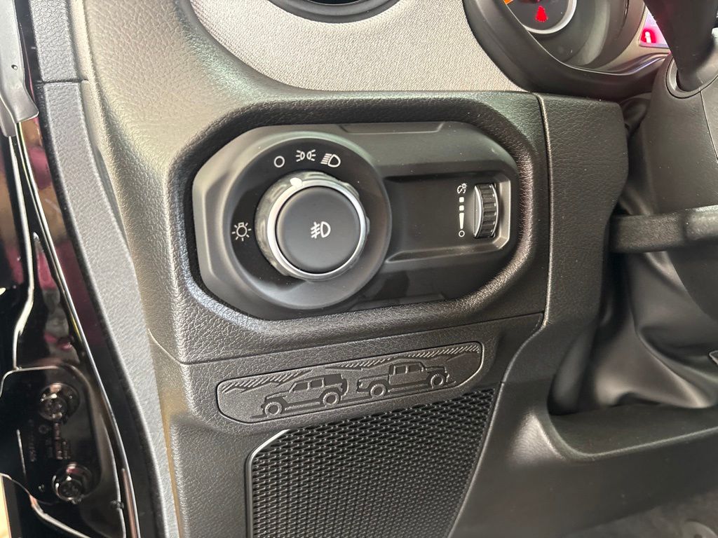 Thumbnail: 2026 Jeep Wrangler - 23
