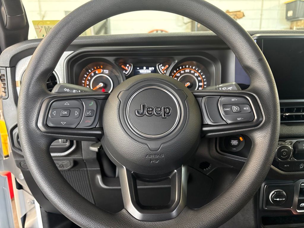 Thumbnail: 2026 Jeep Wrangler - 8