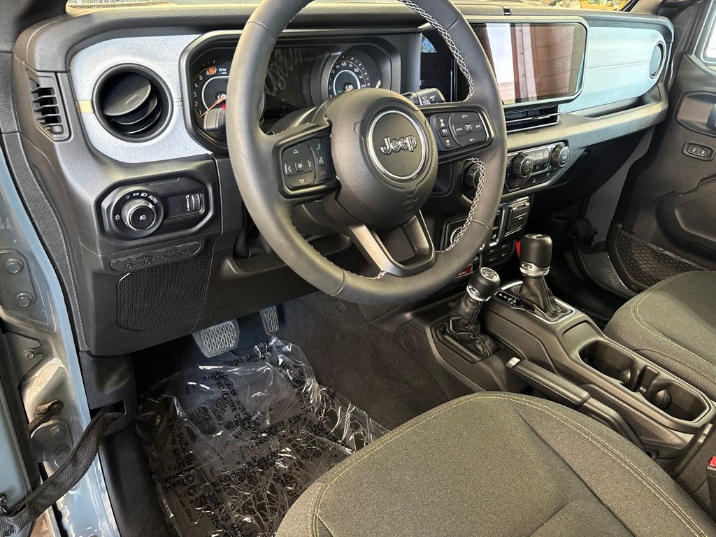 Thumbnail: 2025 Jeep Wrangler - 2