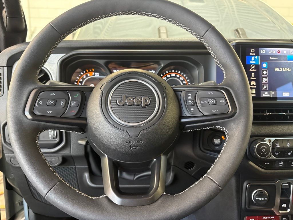 Thumbnail: 2025 Jeep Wrangler - 7