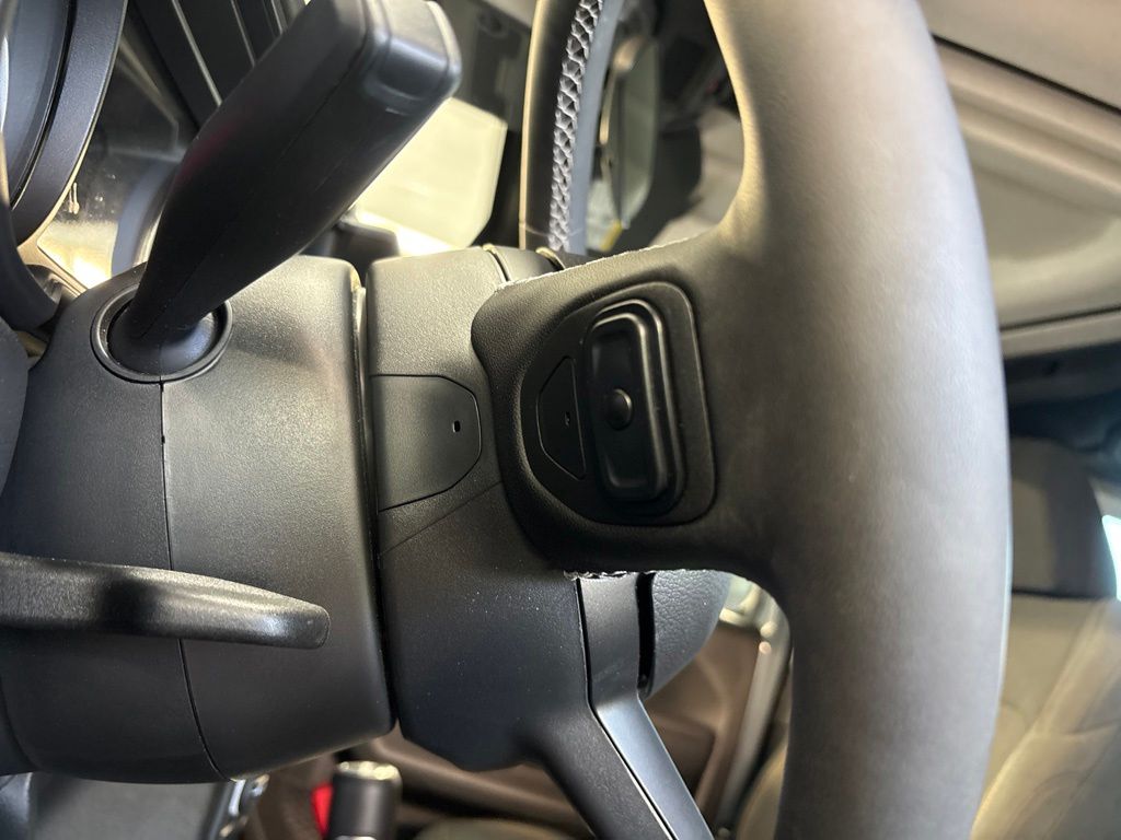 Thumbnail: 2025 Jeep Wrangler - 23