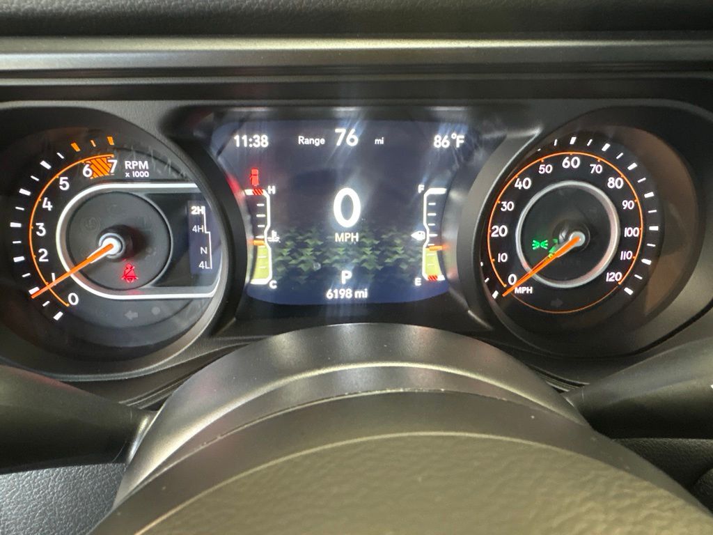 Thumbnail: 2025 Jeep Wrangler - 14