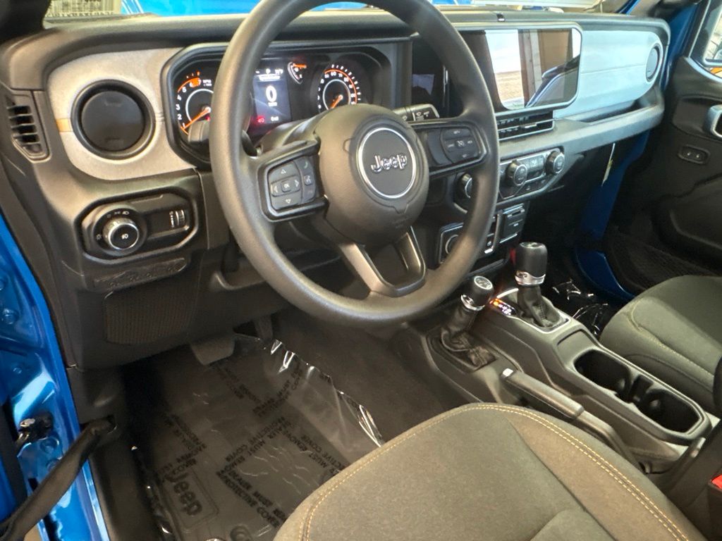 Thumbnail: 2026 Jeep Wrangler - 2