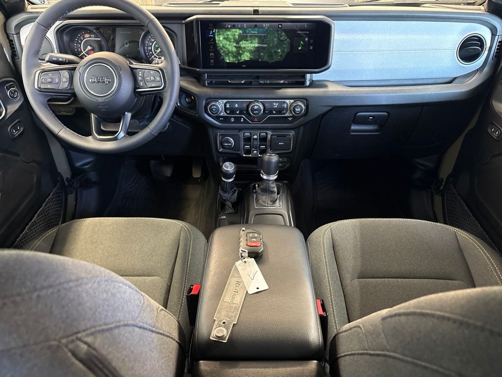 Thumbnail: 2025 Jeep Wrangler - 11