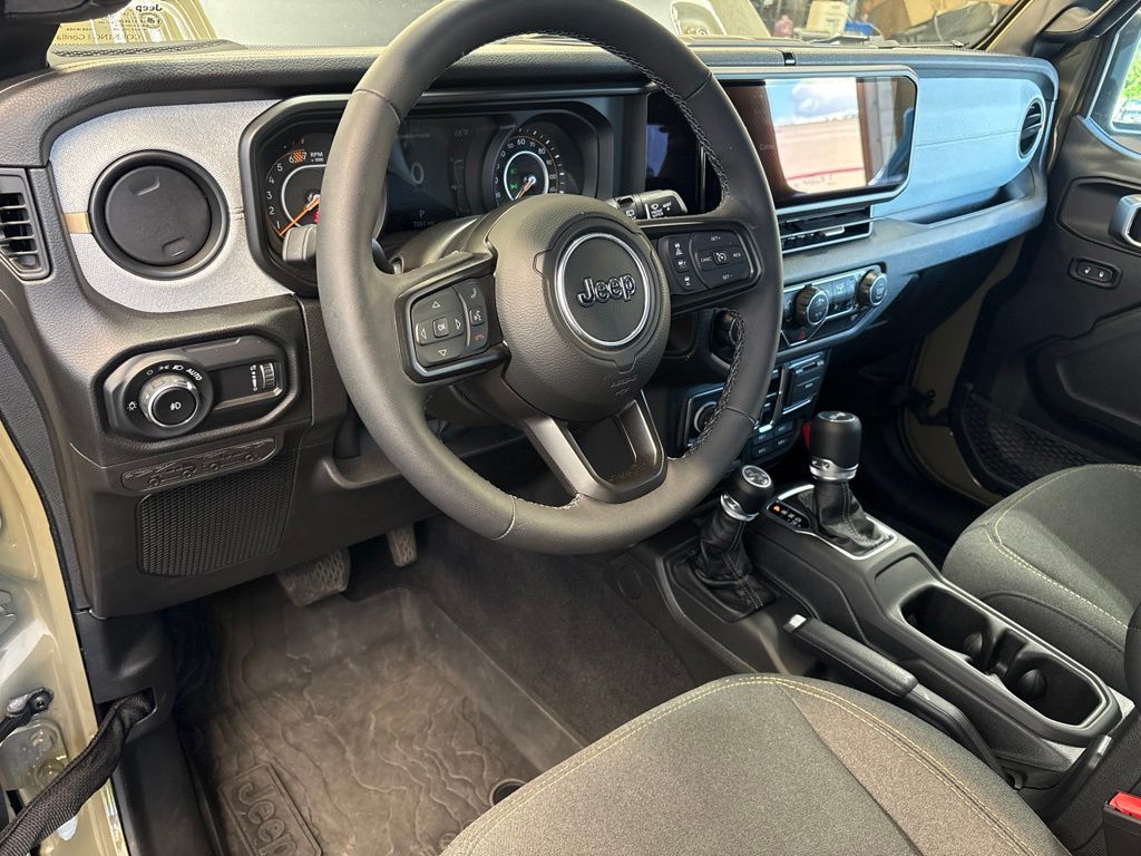 Thumbnail: 2025 Jeep Wrangler - 2