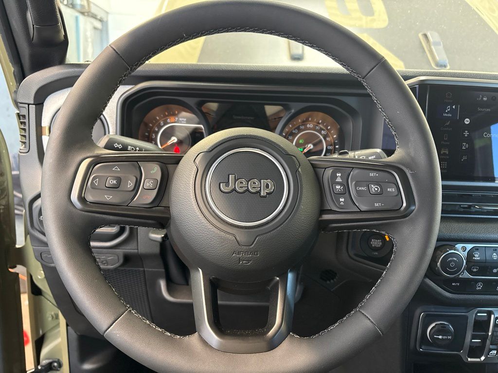 Thumbnail: 2025 Jeep Wrangler - 7