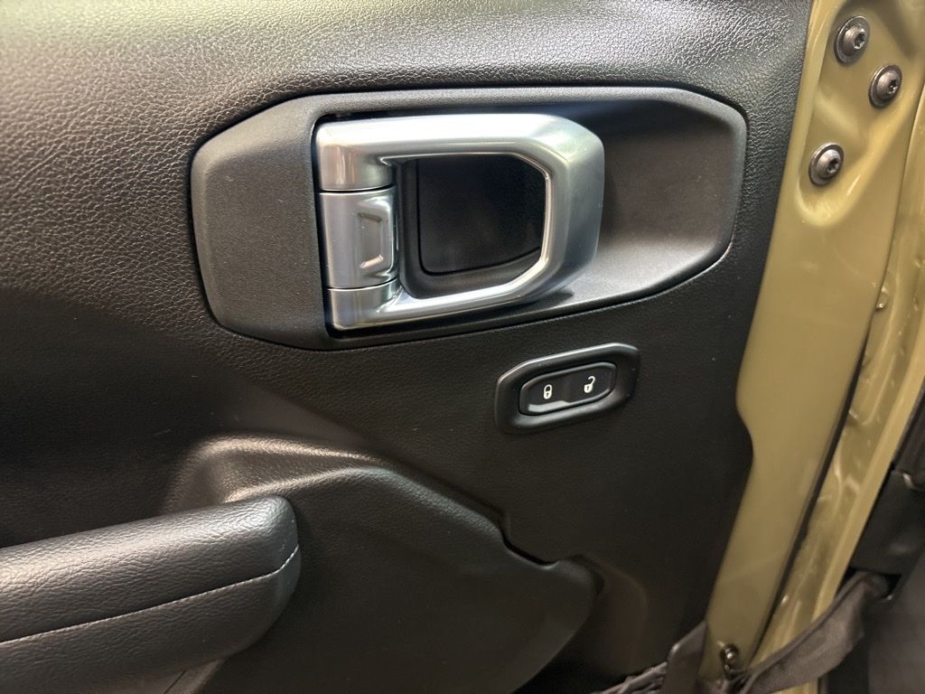 Thumbnail: 2026 Jeep Wrangler - 22