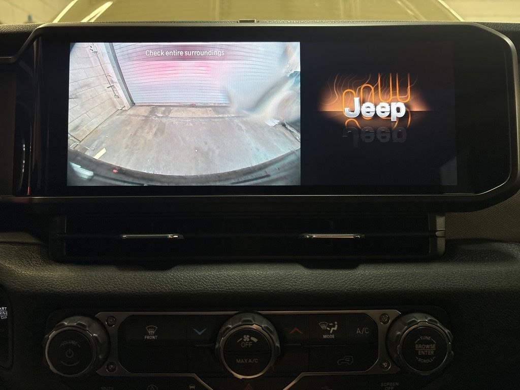 Thumbnail: 2026 Jeep Wrangler - 25