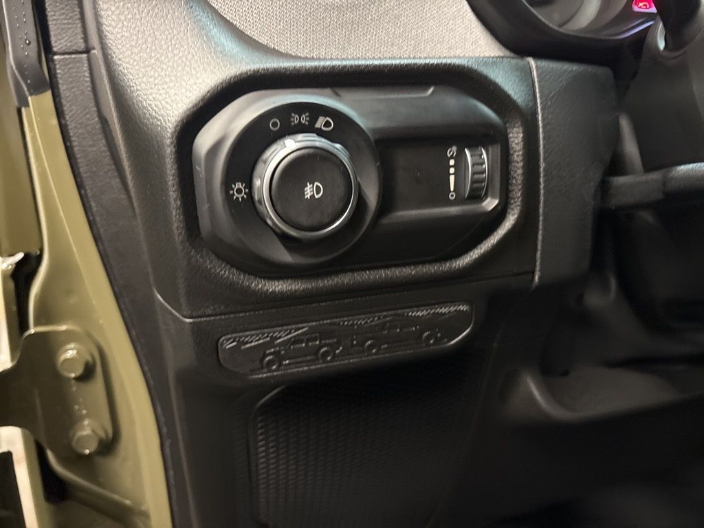 Thumbnail: 2026 Jeep Wrangler - 23
