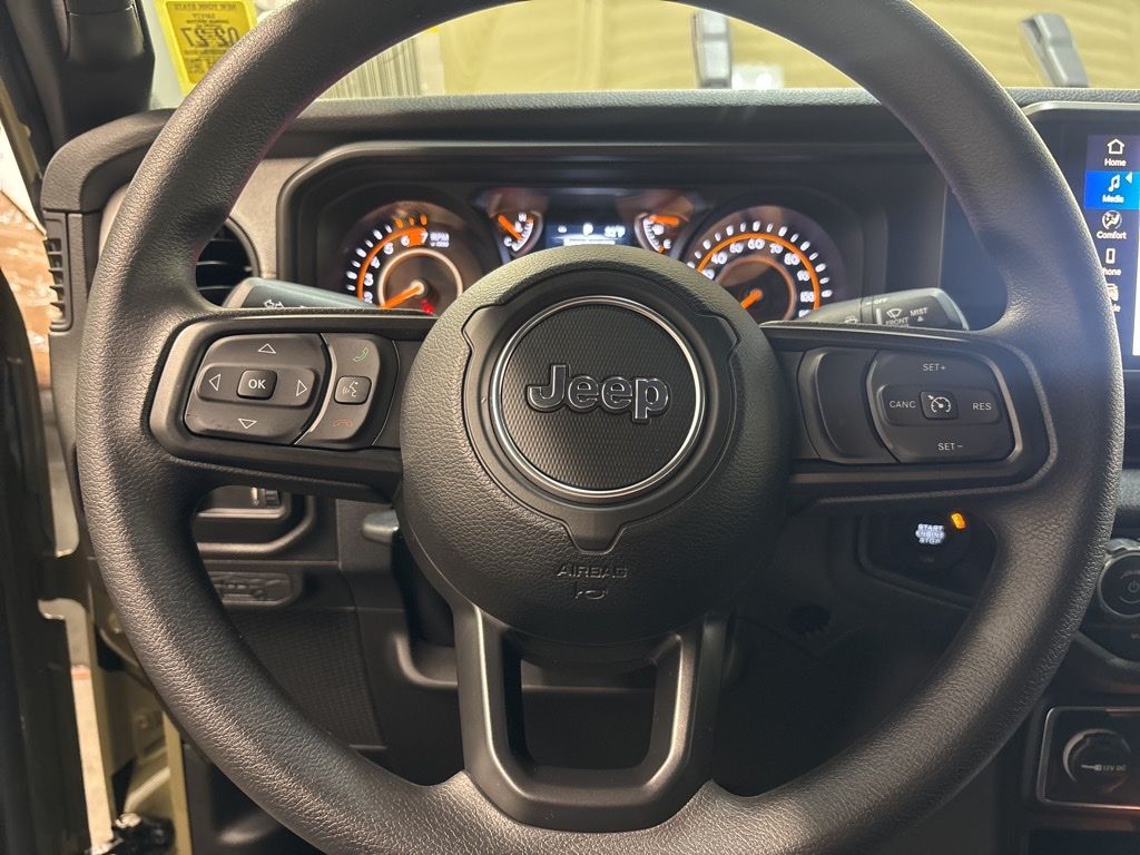 Thumbnail: 2026 Jeep Wrangler - 7