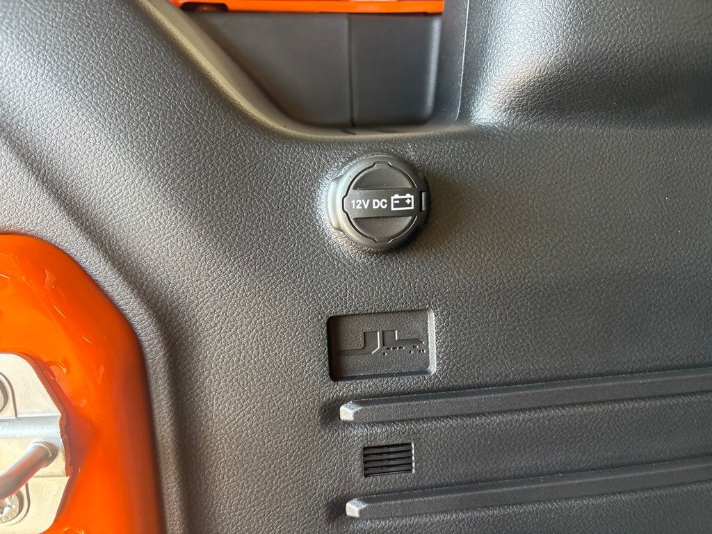 Thumbnail: 2026 Jeep Wrangler - 34